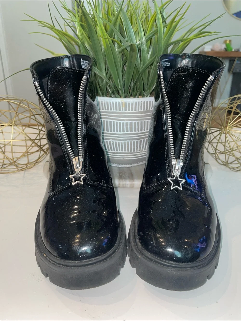 art class Black Patent Star-Zip Platform Boots - Kids